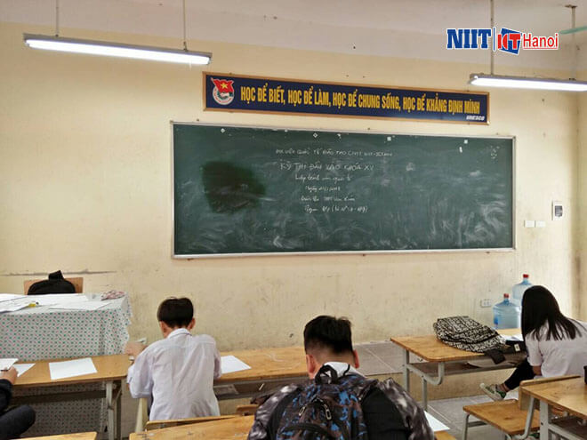 NIIT-ICT Hà Nội tổ chức thi thử chương trình lập trình viên quốc tế tại THPT Vạn Xuân-2